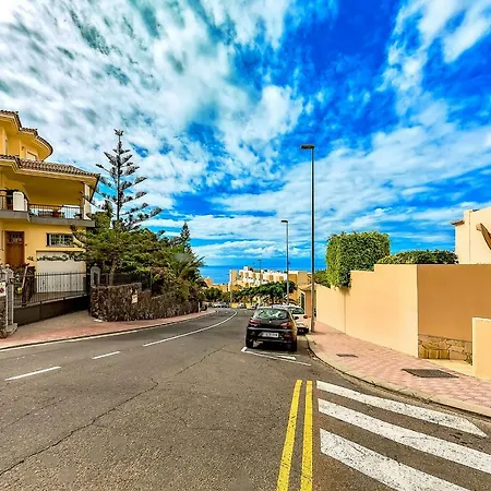 Two Bedroom Above Las Americas * Costa Adeje (Tenerife)