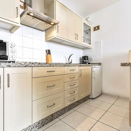 Apartment Two Bedroom Above Las Americas Costa Adeje (Tenerife)