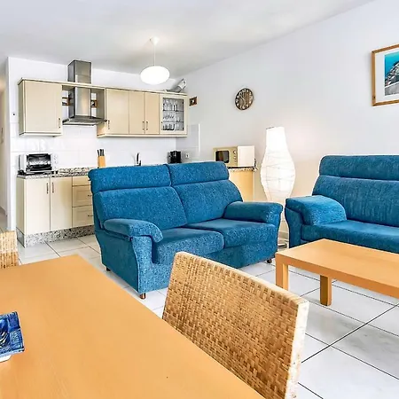 Apartment Two Bedroom Above Las Americas *